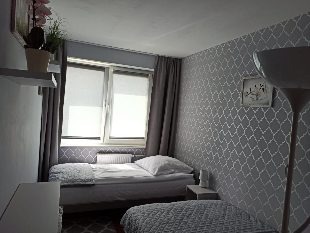 Apartament Familijny オルシュティン エクステリア 写真