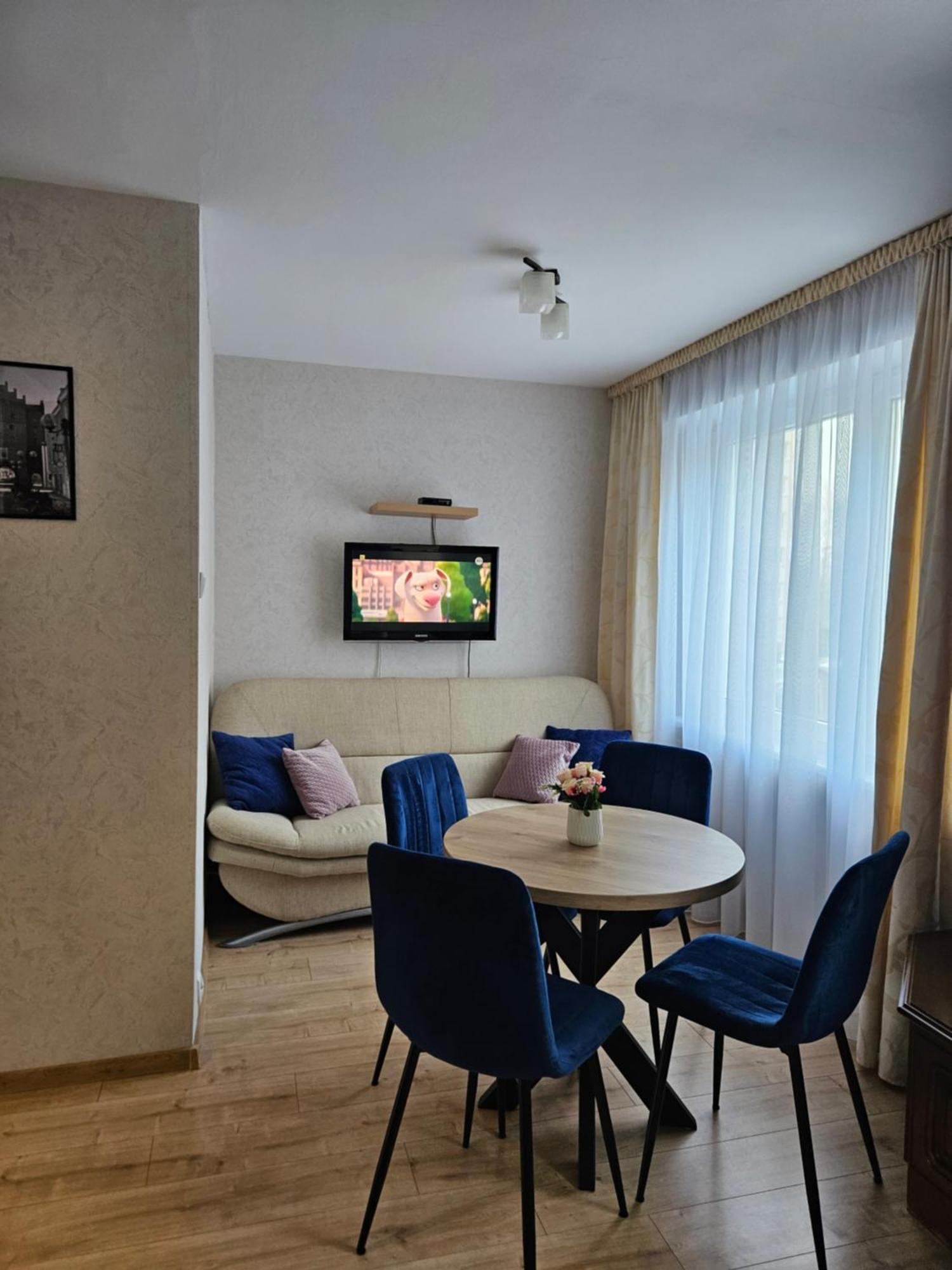 Apartament Familijny オルシュティン エクステリア 写真